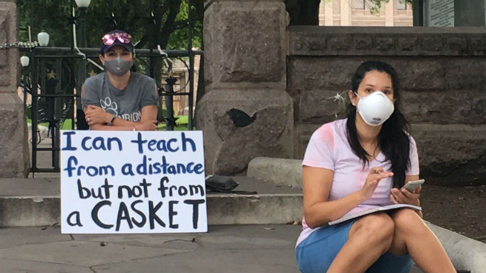 Teacher protesting during Covid-19